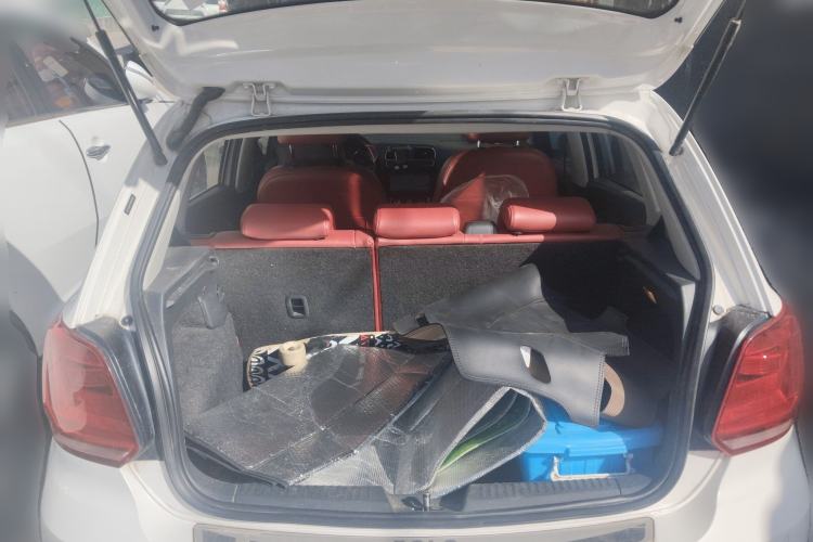 Used Volkswagen Polo 2016 1.6L Automatic Comfort Model