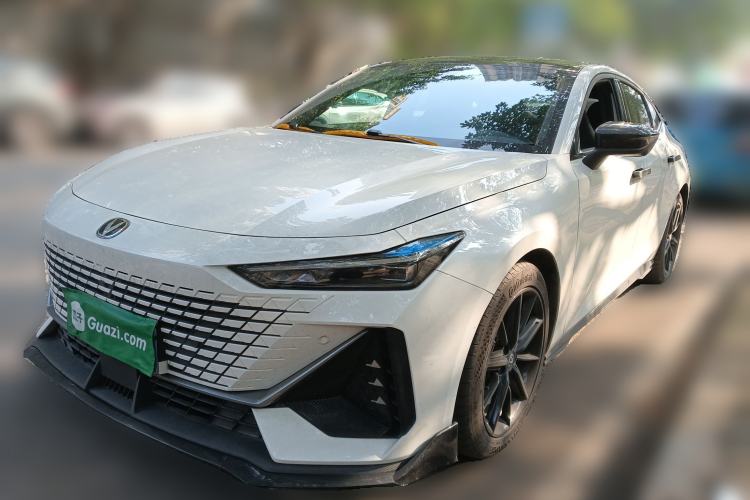 Used Changan UNI-V 2023 1.5T Prestige Model