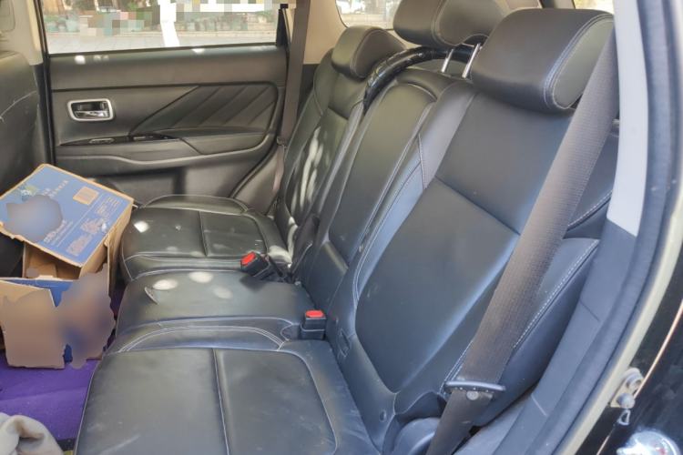 Used Mitsubishi Outlander 2020 2.0L Two-Wheel Drive Enjoyment Version 5 Seats
