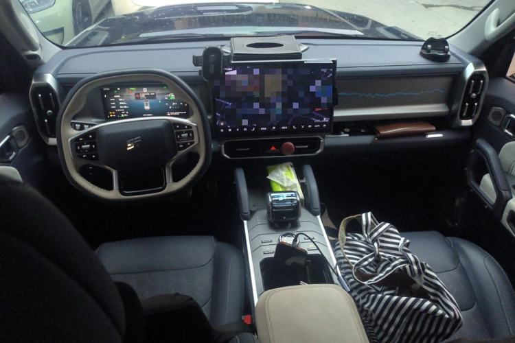 Used JETOUR Traveler C-DM 2024 C-DM 129KM Linye Edition Center Console