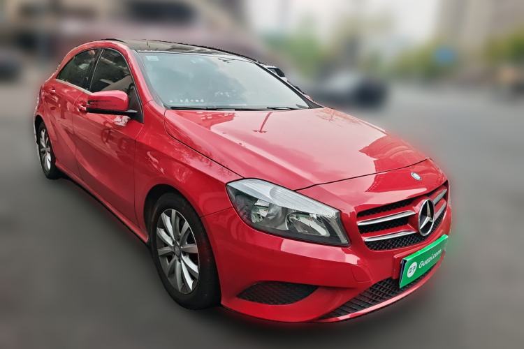 Used Mercedes-Benz A-Class 2015 A 180 Standard Model Front Right 45 Deg