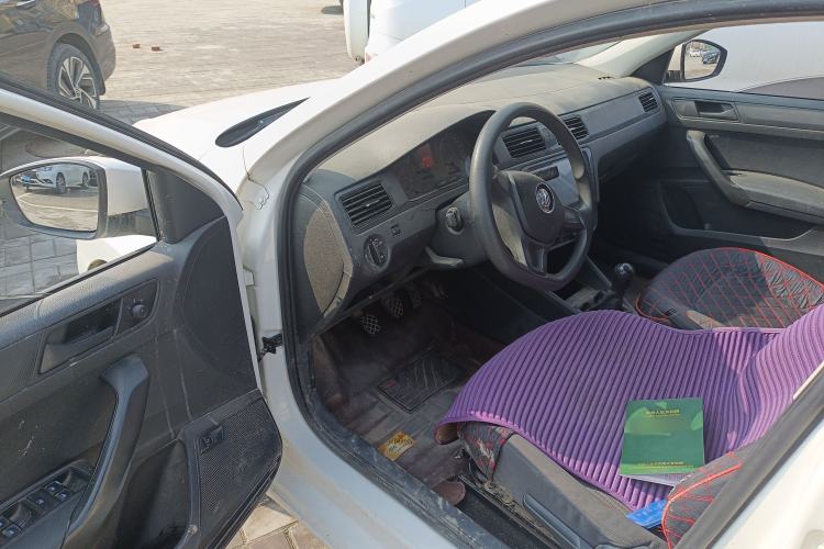 Used Volkswagen Santana 2016 1.6L Manual Fashion Edition