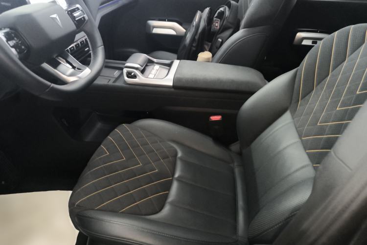 Used Deepal G318 2024 Four-Wheel-Drive Air Suspension Model