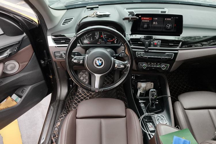 Used BMW X1 2021 sDrive20Li Premium Edition Steering Wheel