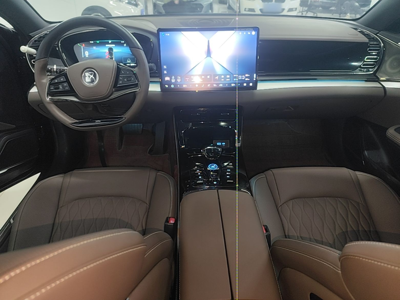 BYD Han 2024 EV Glory Edition 506KM Front-Wheel-Drive Premium Model — снимка 12