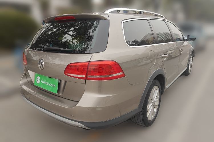 Used Volkswagen Magotan 2012 Travel Edition 2.0 TSI 4x4 Comfort Version Rear Right 45 Deg