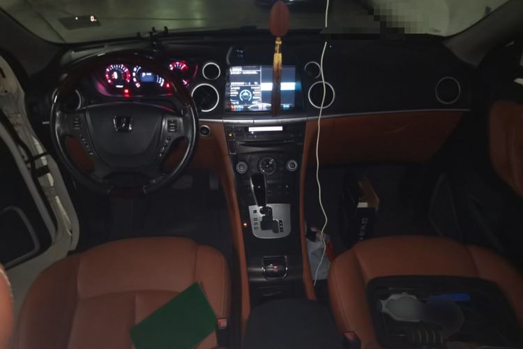 Used Luxgen Great 7 SUV 2013 Limited-Edition Sharp Model 2.2T Two-Wheel-Drive Smart Version
