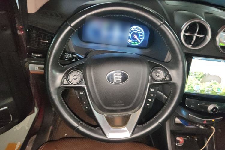 Used BYD Tang New Energy 2015 2.0T Four-Wheel-Drive Flagship Model