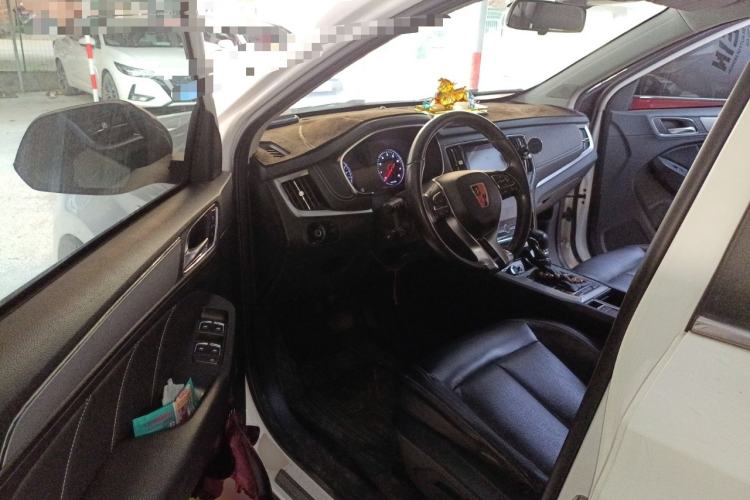 Used Roewe RX5 2019 20T Two-Wheel Drive Automatic 4G Connected Platinum Edition
