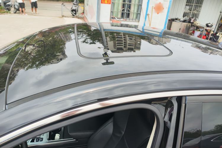 Used Hongqi H5 2022 Classic Model Facelift 1.8T Automatic Smart Connect Flagship Edition Roof