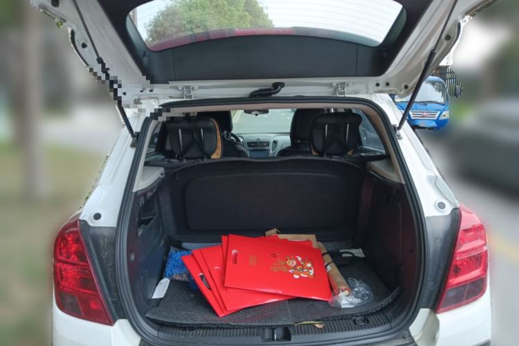 Used Chevrolet Trax 2016 1.4T Automatic Two-Wheel Drive Comfort Version with Sunroof Trunk