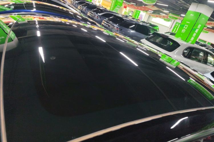 Used Tesla Model Y 2021 Standard Range Rear-Wheel Drive Version Roof