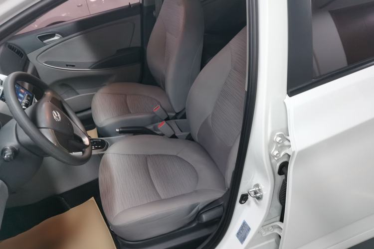 Used Hyundai Verna (older generation) 2016 1.4L Automatic Smart GLS
