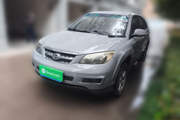 Used BYD S6 2013 Platinum Edition 2.0L Manual Luxury Model