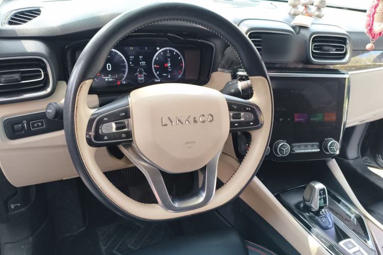 Used Lynk & Co 02 2018 1.5T DCT Two-Wheel Drive Zhaopu Version China V Standard