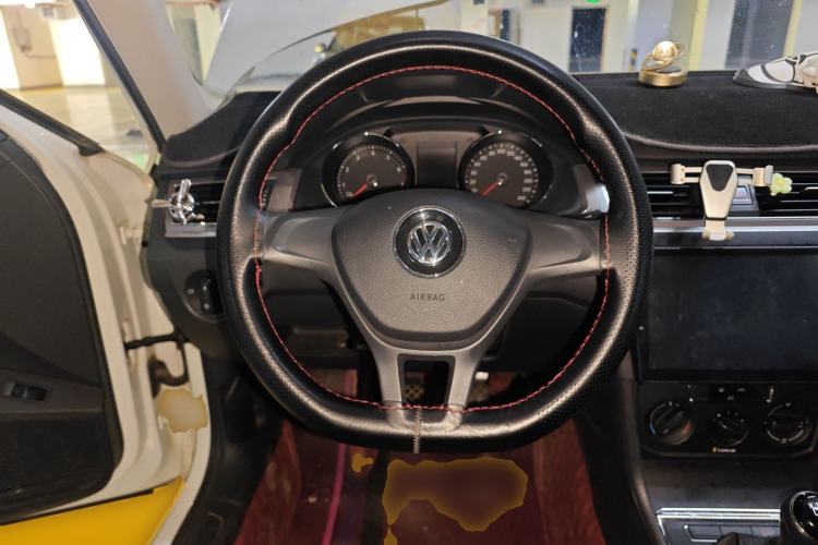 Used Volkswagen Bora 2018 1.5L Manual Fashion Model Steering Wheel