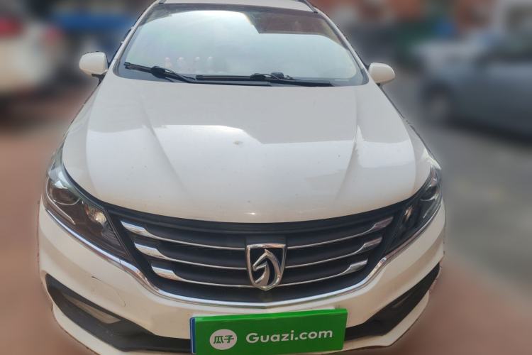 Used Baojun 310W 2017 1.5L Manual Comfort Version China VI Emission Standard