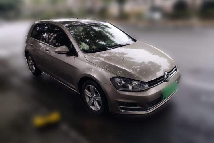 Used Volkswagen Golf 2016 230TSI Automatic Comfort Version
