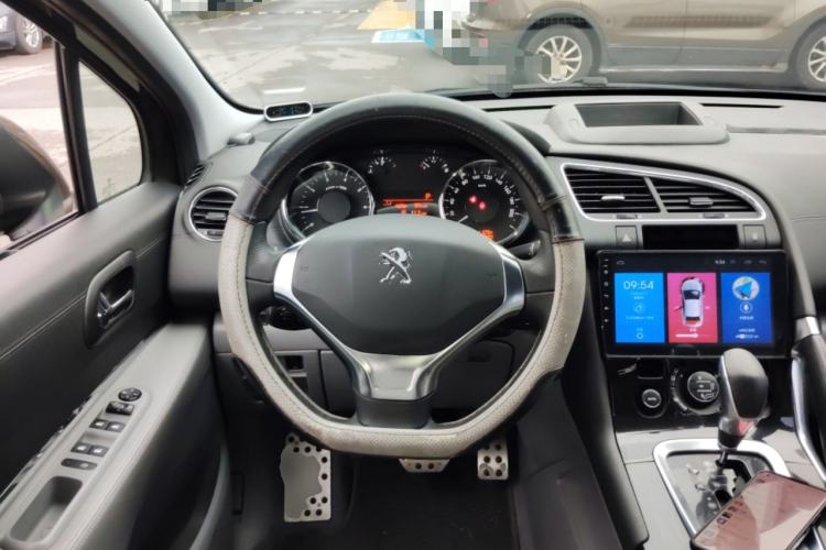 Used Peugeot 3008 2013 2.0L Automatic Trend Edition Steering Wheel