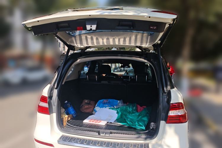 Used Mercedes-Benz M-Class 2012 ML 300