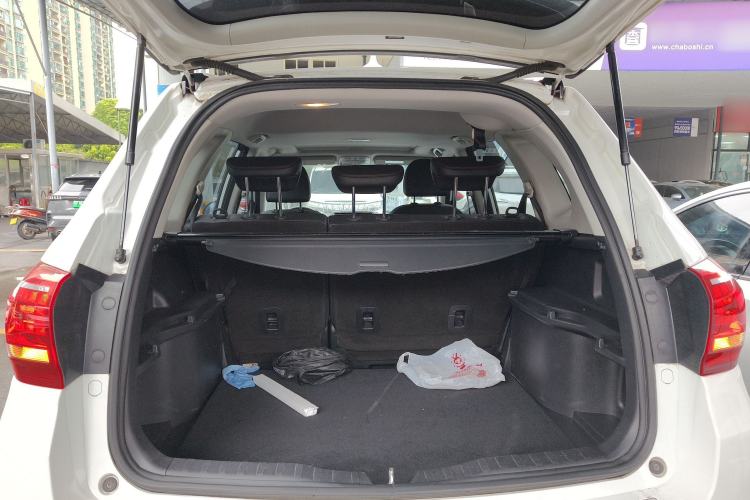 Used Haval H6 2017 Red-Label Sport Edition 2.0T Diesel Manual Two-Wheel Drive Elite Model China V Standard
