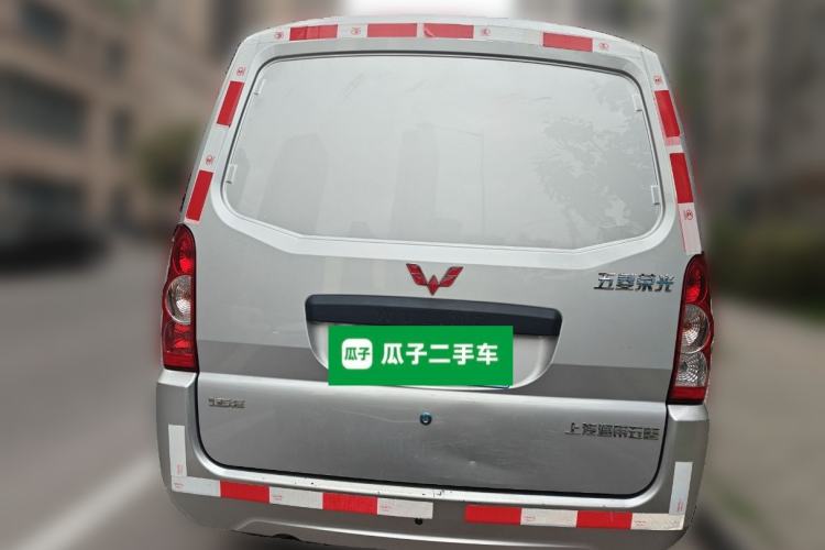 Used Wuling Rongguang 2021 1.5L Extended Standard-Size Window-Sealed Car Air-Conditioned Version 5 Seats L3C Rear