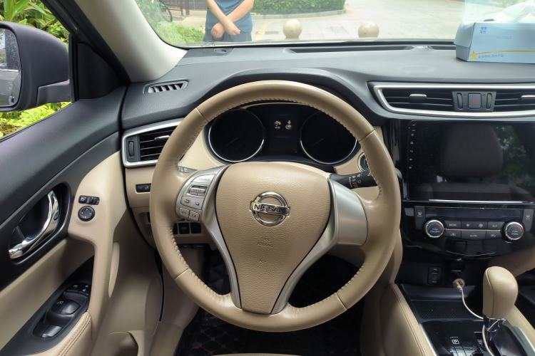 Used Nissan X-Trail 2014 2.0L CVT Comfort Edition 2WD