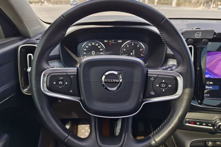 Used Volvo XC40 2020 T3 Smart & Stylish Edition Steering Wheel