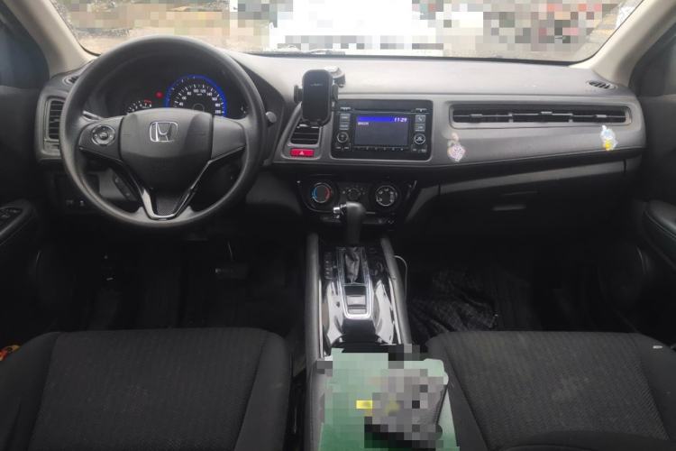 Used Honda Vezel 2015 1.5L CVT two-wheel drive Comfort trim Interior 2