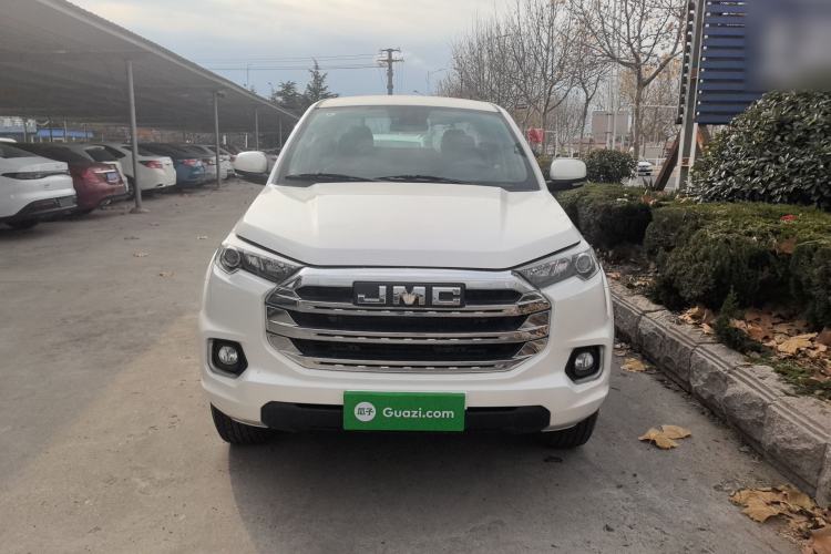 Used JMC Yuhu 7 2022 2.0T Automatic Diesel Two-Wheel Drive Comfort Plus Long Wheelbase