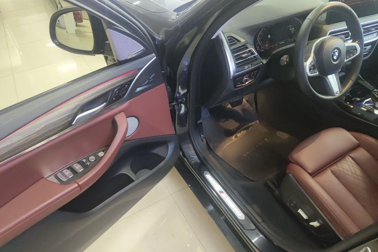 Used BMW X3 2022 Facelift xDrive30i Luxury Edition M Night Edition Package
