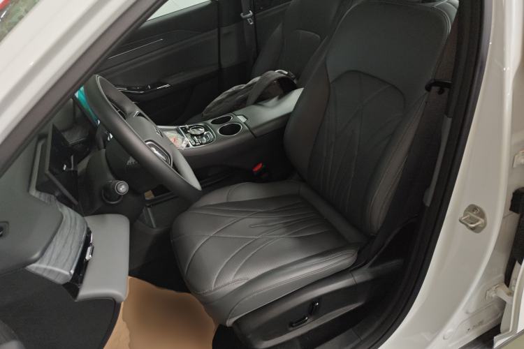 Used Geely Galaxy L6 2025 EM-i 60km Exploration Edition Left Front Seat