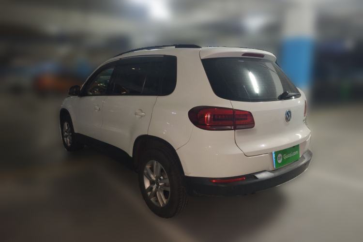 Used Volkswagen Tiguan 2016 300TSI Manual Two-Wheel Drive Trend Edition Rear Left 45 Deg