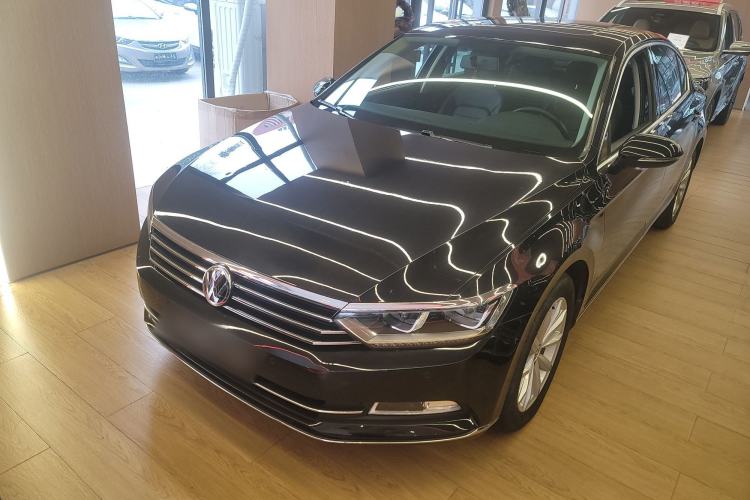 Used Volkswagen Magotan 2019 330TSI DSG Leading Model China VI Standard