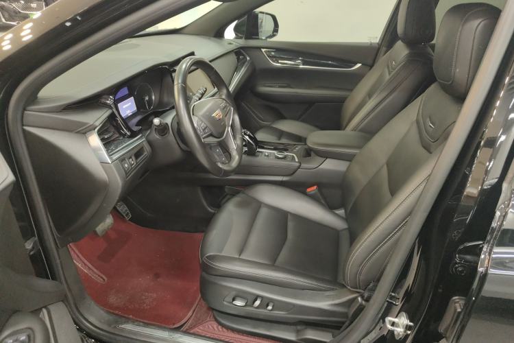 Used Cadillac XT5 2022 2.0T Two-Wheel Drive Luxury Version
