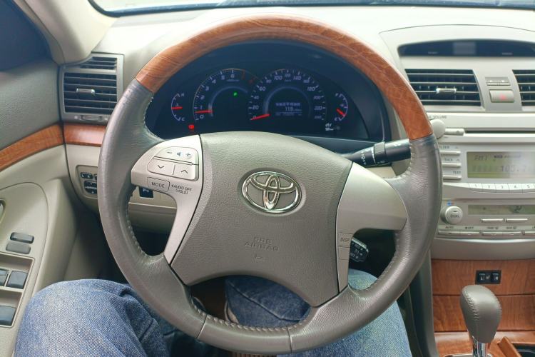 Used Toyota Camry 2010 240G Luxury Edition Steering Wheel