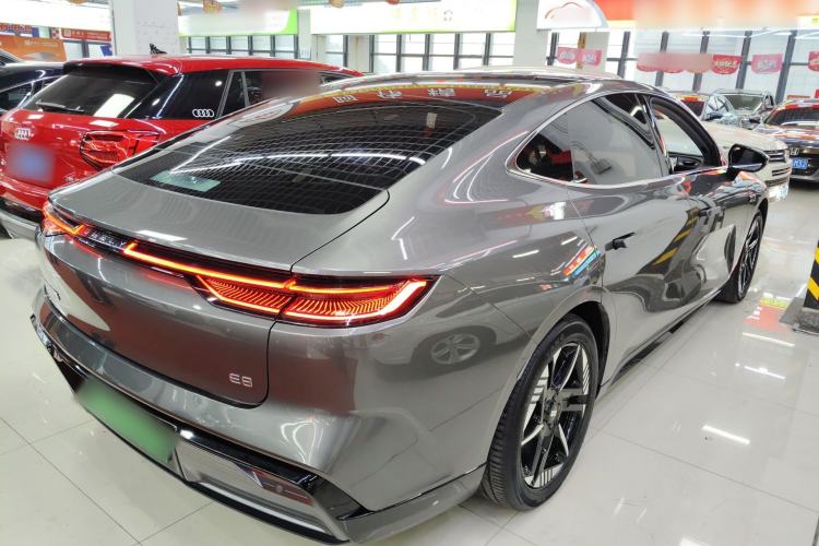 Used Geely Galaxy E8 2024 550 km Range Rear-Drive Dragon Edition