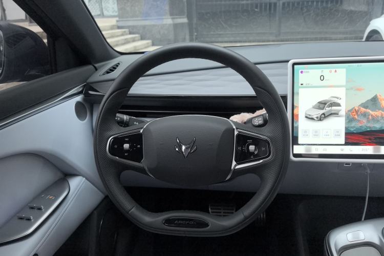 Used ARCFOX Alpha T5 2024 520 PRO