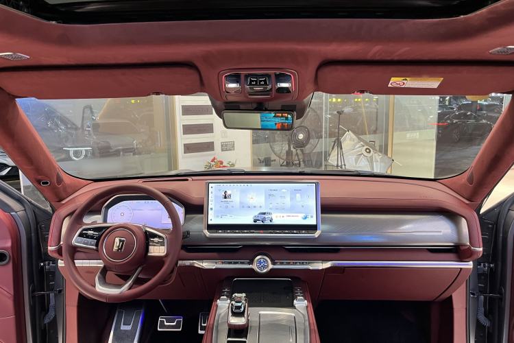 Used Tank 700 New Energy 2024 Hi4-T Extreme Edition Interior 6