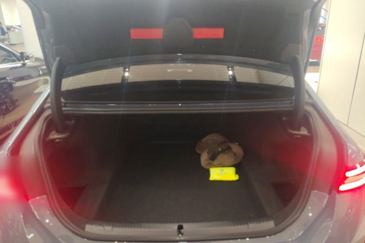 Used BMW 5 Series 2024 530Li Leading Model M Sport Package