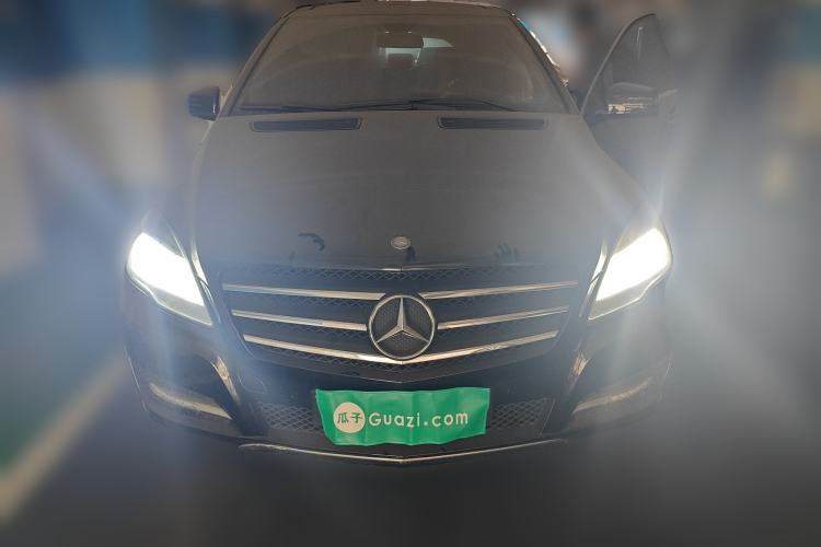 Used Mercedes-Benz R-Class 2014 R 320 4MATIC Business Model