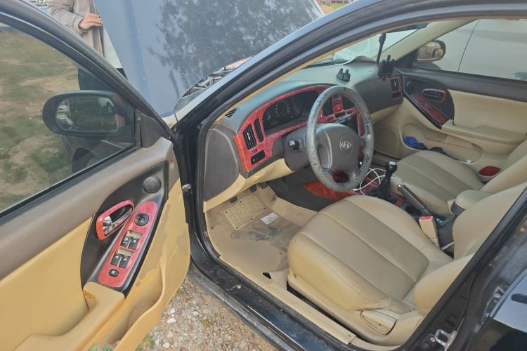 Used Hyundai Elantra 2011 1.6L Manual Comfort Version