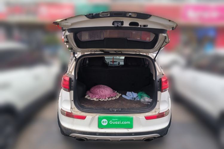 Used Kia Sportage R 2015 2.0L Automatic Two-Wheel Drive GLS Trunk