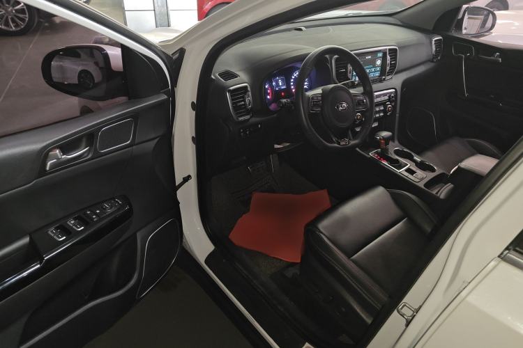 Used Kia KX5 2017 1.6T Automatic Two-Wheel Drive 15th Anniversary Special Edition DLX