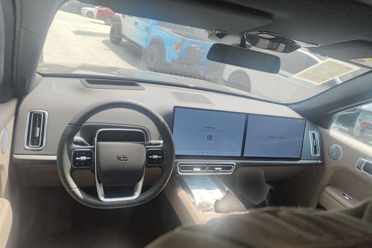 Used Li Auto L7 2025 Max Smart Refresh Edition Center Console