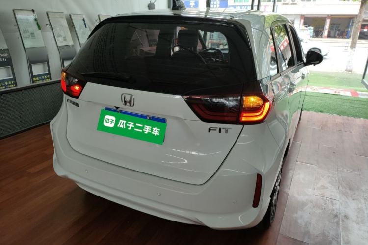 Used Honda Fit 2022 1.5L CVT Trendy Sunroof Edition Rear Right 45 Deg