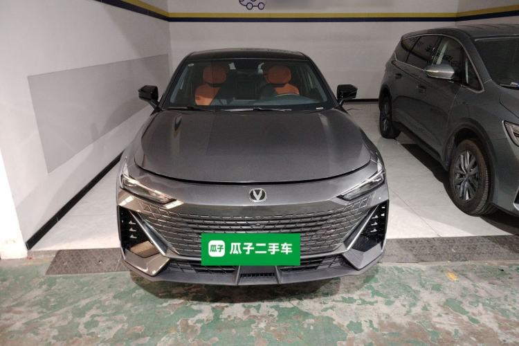 Used Changan UNI-V 2022 1.5T Prestige Version