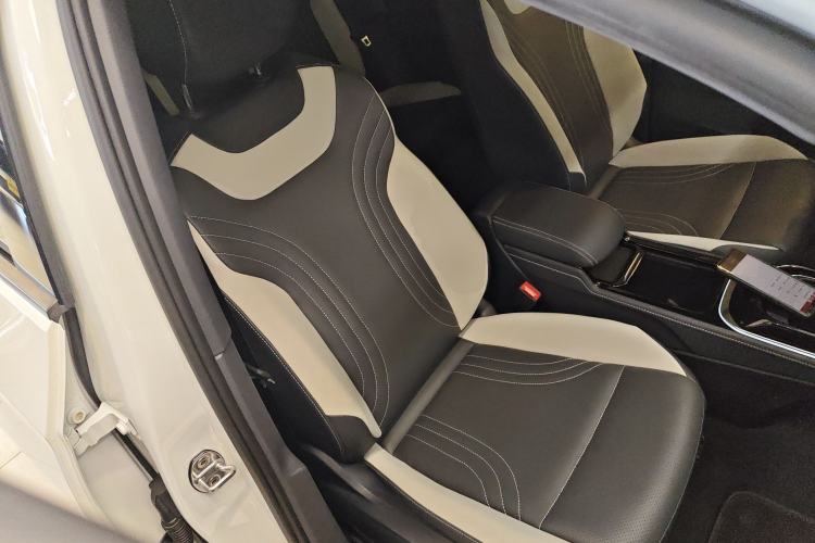 Used Volkswagen ID.4 CROZZ 2021 Long-Range PURE+ Two-Wheel Drive Version
