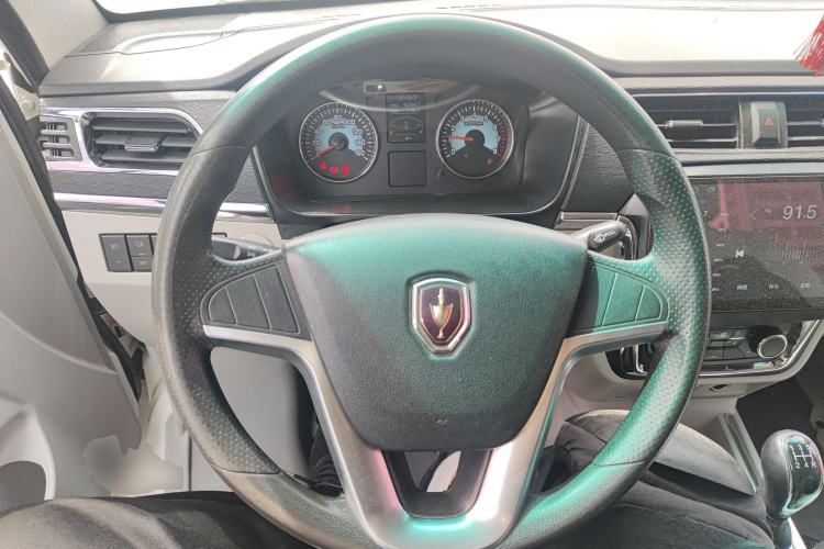 Used Jinbei New Hiace X30L 2021 1.5L Wealth Van Non-Air-Conditioned Version China VI Standard SWC15M
