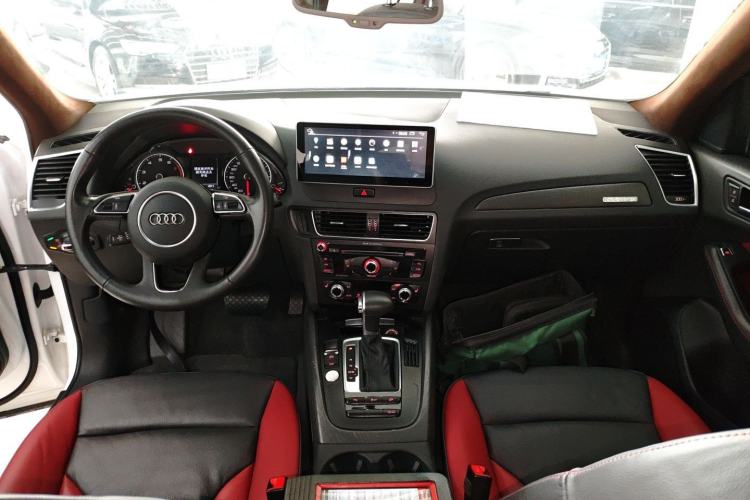 Used Audi Q5 2017 Plus 40 TFSI Technology Model